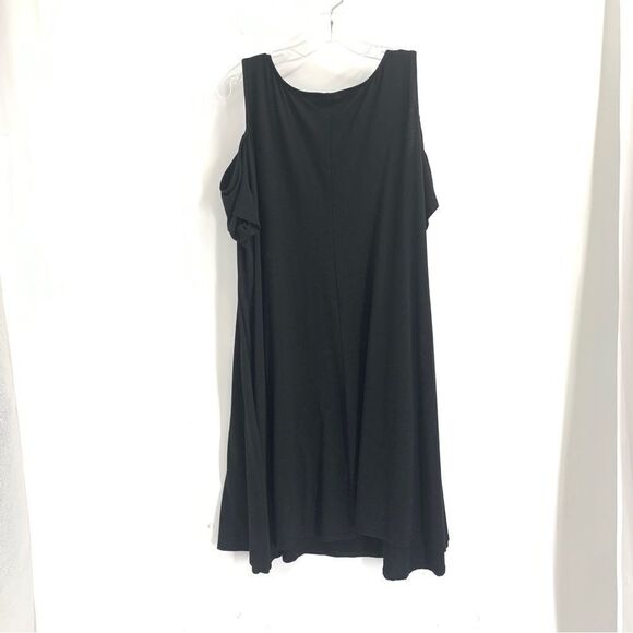 Torrid Size 2x Black Scoop Neck Cold Shoulder Knit Dress - Picture 1 of 10